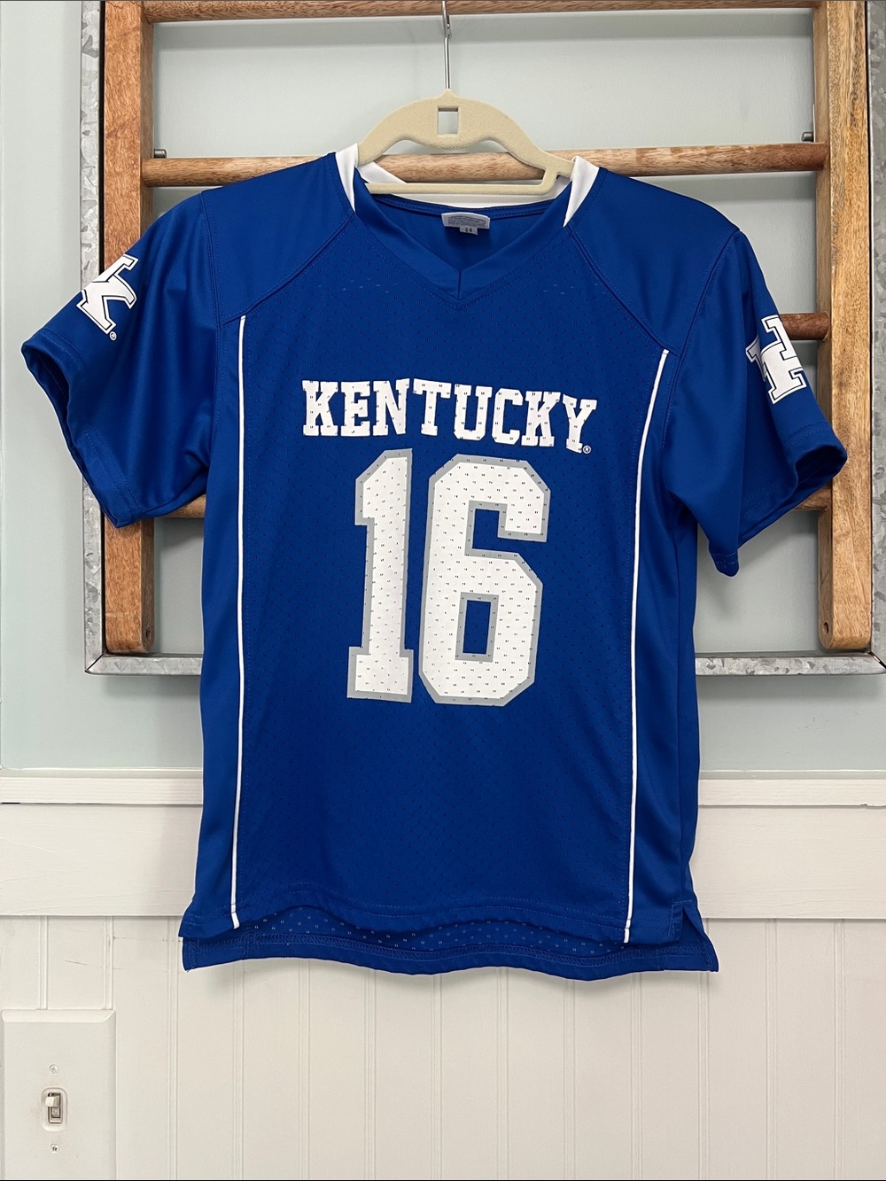 University of Kentucky Kids Blue '16' Athletic Jersey size small(6/7) UK